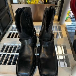 Wore once Justin boots